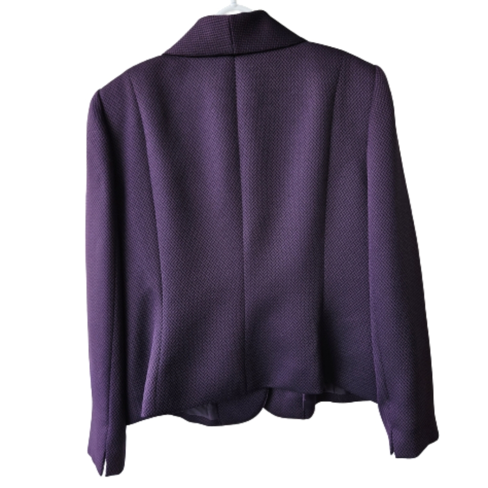 Tahari purple-brown skirt suit - straight midi skirt, hidden jacket closure 14P - Picture 5 of 17
